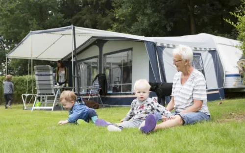 Kampeerplaats met elektra naar keuze